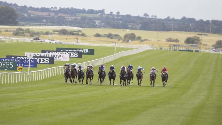 Curragh race action